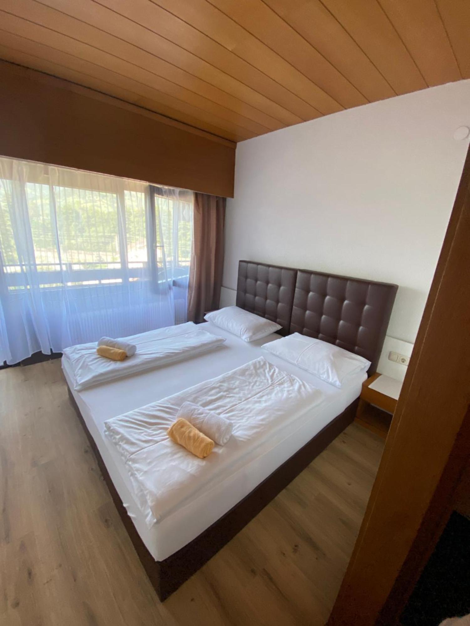 Marina Alpen Haus Hotel Цел ам Зее Екстериор снимка