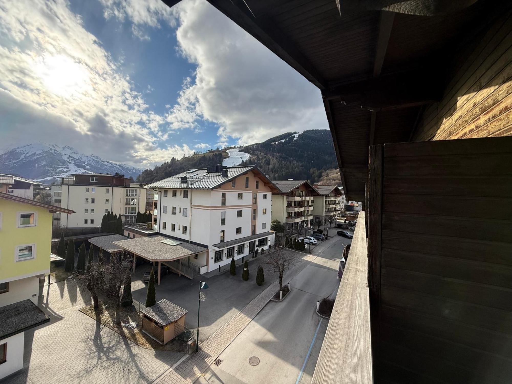 Marina Alpen Haus Hotel Цел ам Зее Екстериор снимка